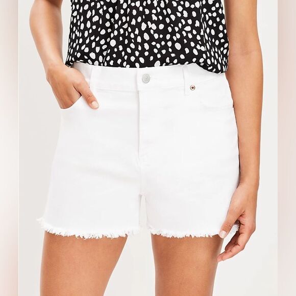 LOFT White Denim 3” Shorts Cut Off Mid Rise Sz 2/26 - Picture 1 of 6